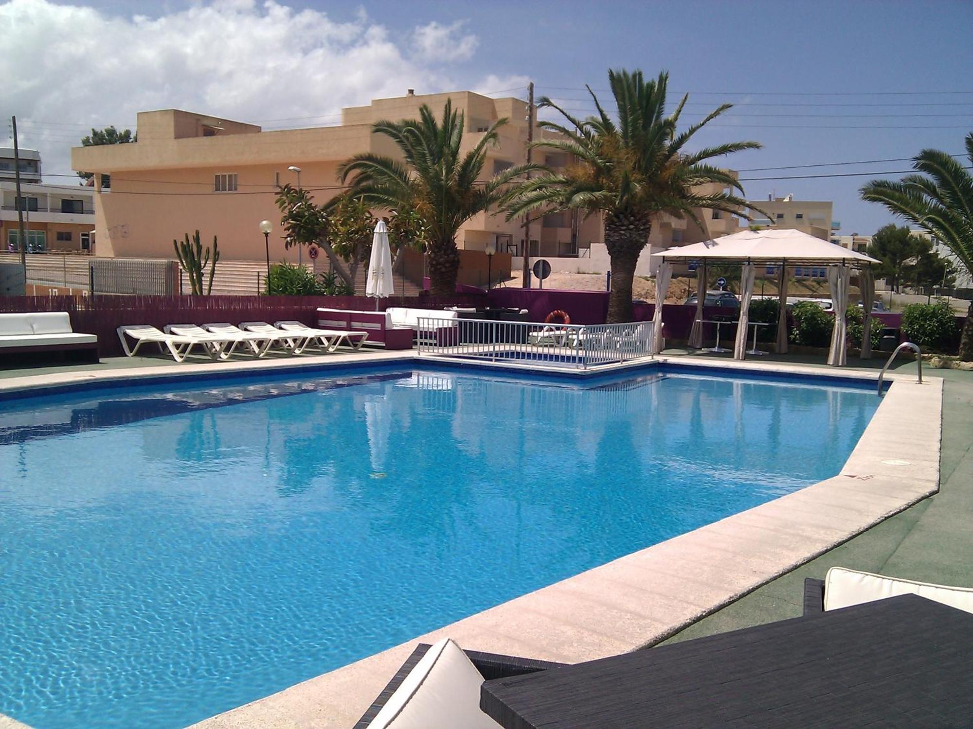 Apartamentos Alba Sant Antoni de Portmany Exterior foto