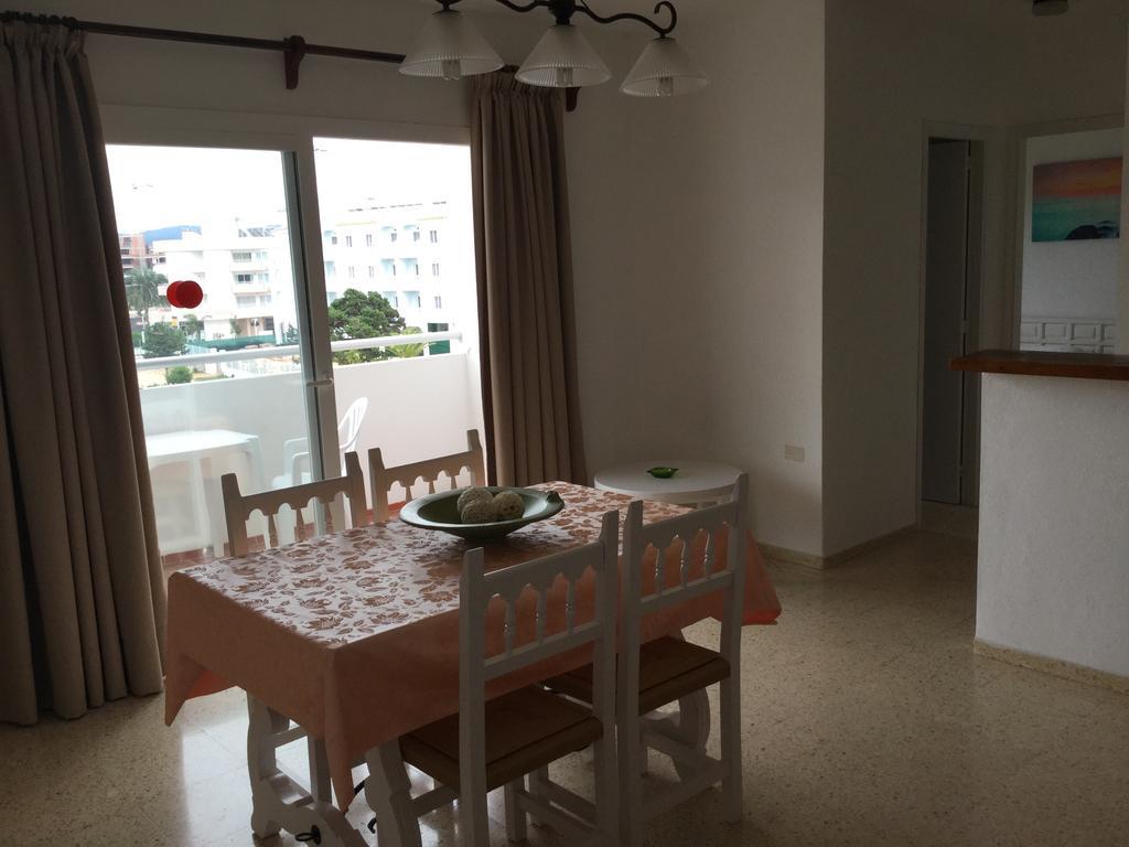 Apartamentos Alba Sant Antoni de Portmany Exterior foto