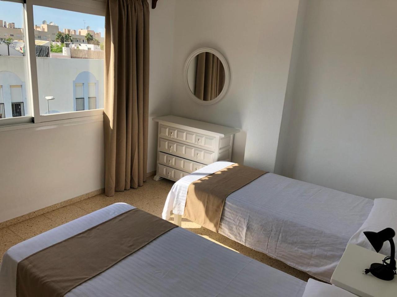 Apartamentos Alba Sant Antoni de Portmany Exterior foto